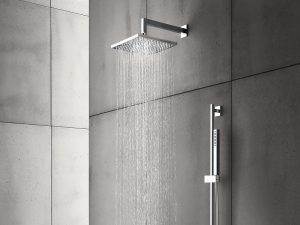 Bathtub and Shower Faucets With Rain Showers And Bars