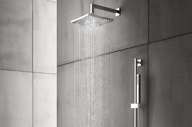 Bathtub and Shower Faucets With Rain Showers And Bars