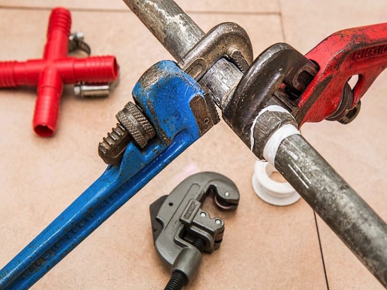 cost for plumber to unclog main drain